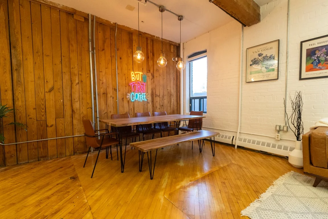 Photo-1 of 20, Maud Street, Old Toronto, Toronto, Ontario, M5V 2M5, Canada