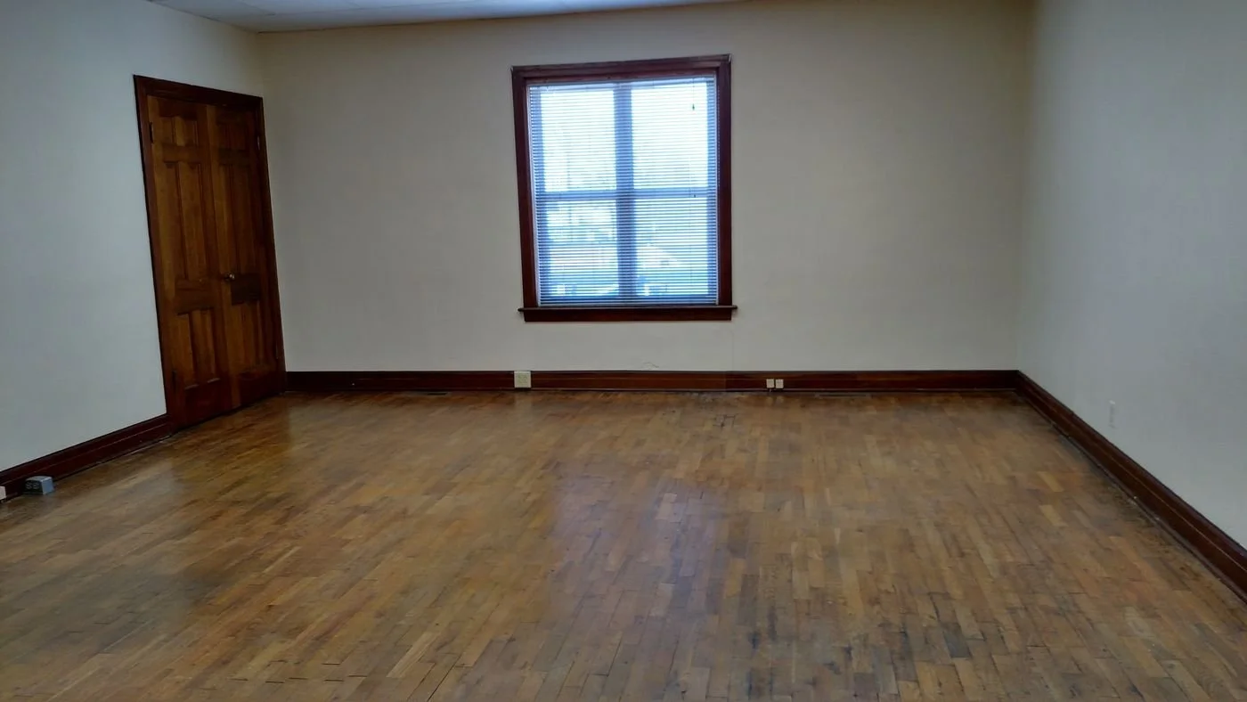 Photo-2 of 69 E First St, Crossville, TN 38555
