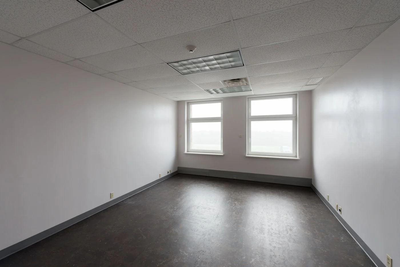 Photo 2 of 224 Quadral Dr, Wadsworth, OH 44281