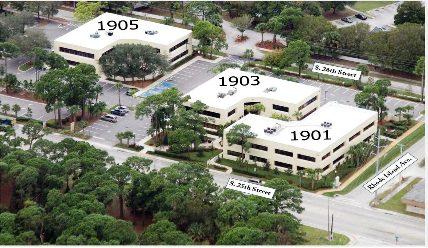 Photo 2 of 1905 N 25th St, Fort Pierce, FL 34947