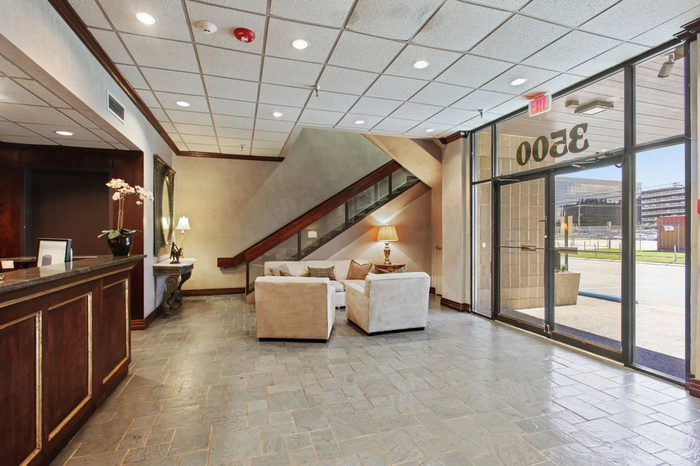 Photo-2 of 3500 N Hullen St, Metairie, LA 70002