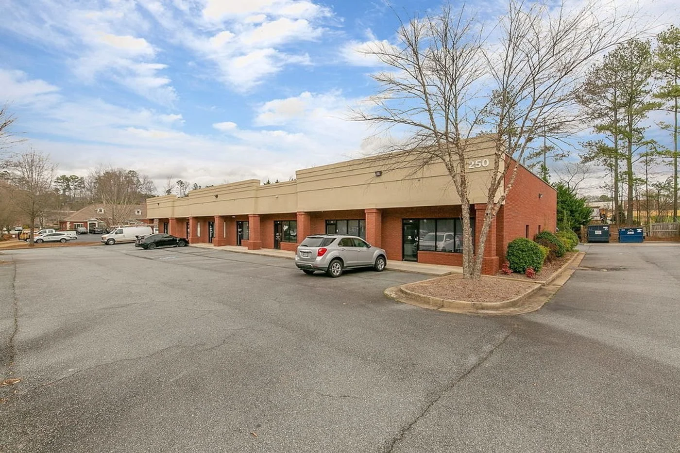 Photo-1 of 250 Churchill Ct, Woodstock, GA 30188