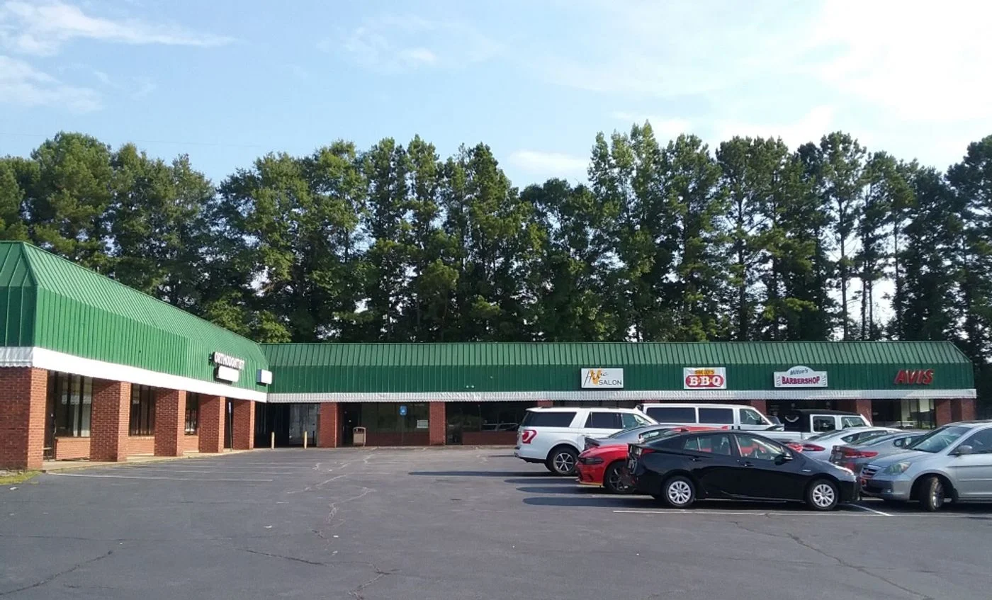Photo-1 of 105 N 85 Pkwy, Fayetteville, GA 30214