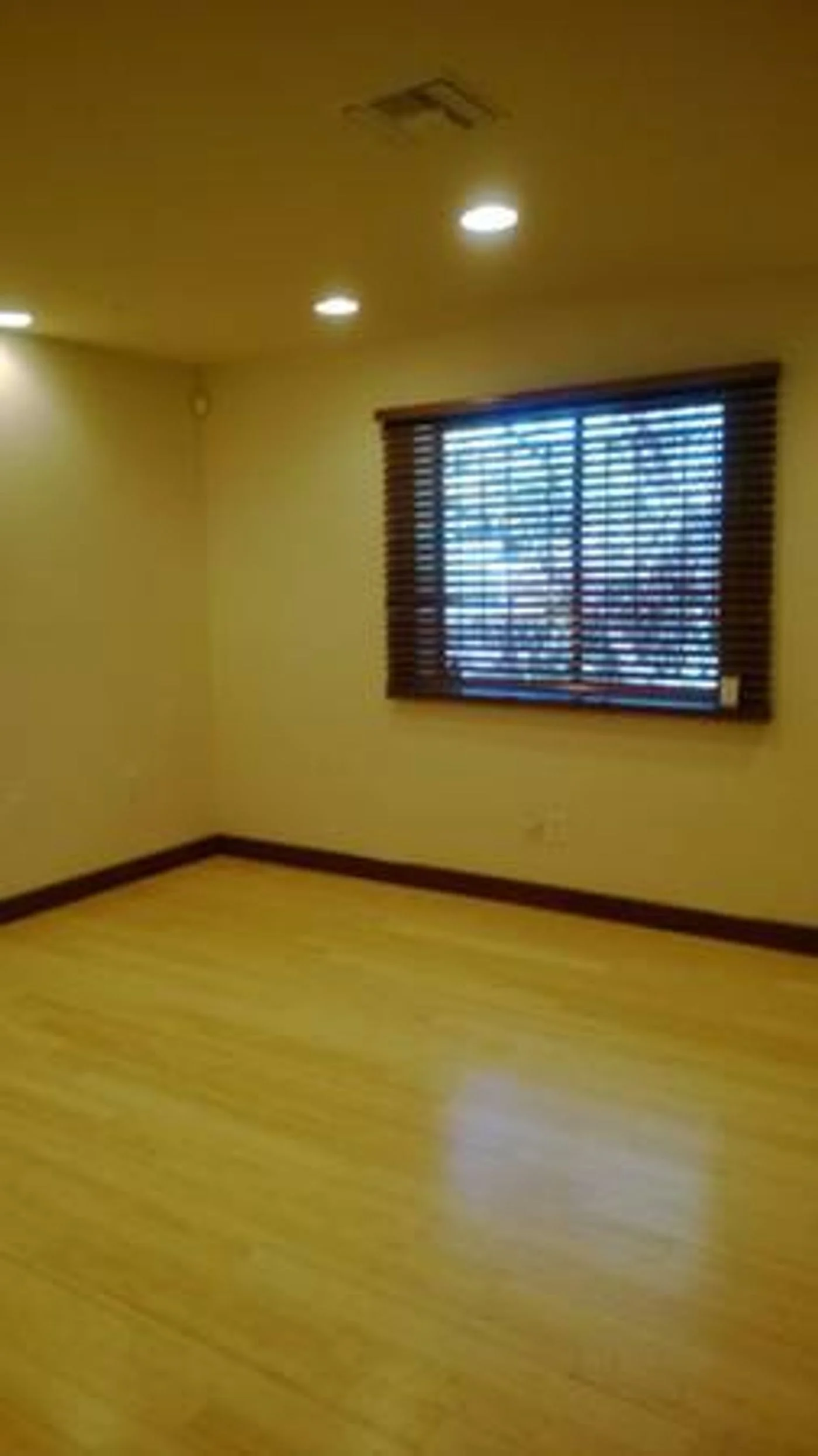 Photo-2 of 1022 W Ina Rd, Tucson, AZ 85704