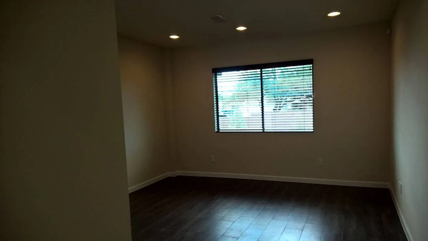 Photo-3 of 1022 W Ina Rd, Tucson, AZ 85704
