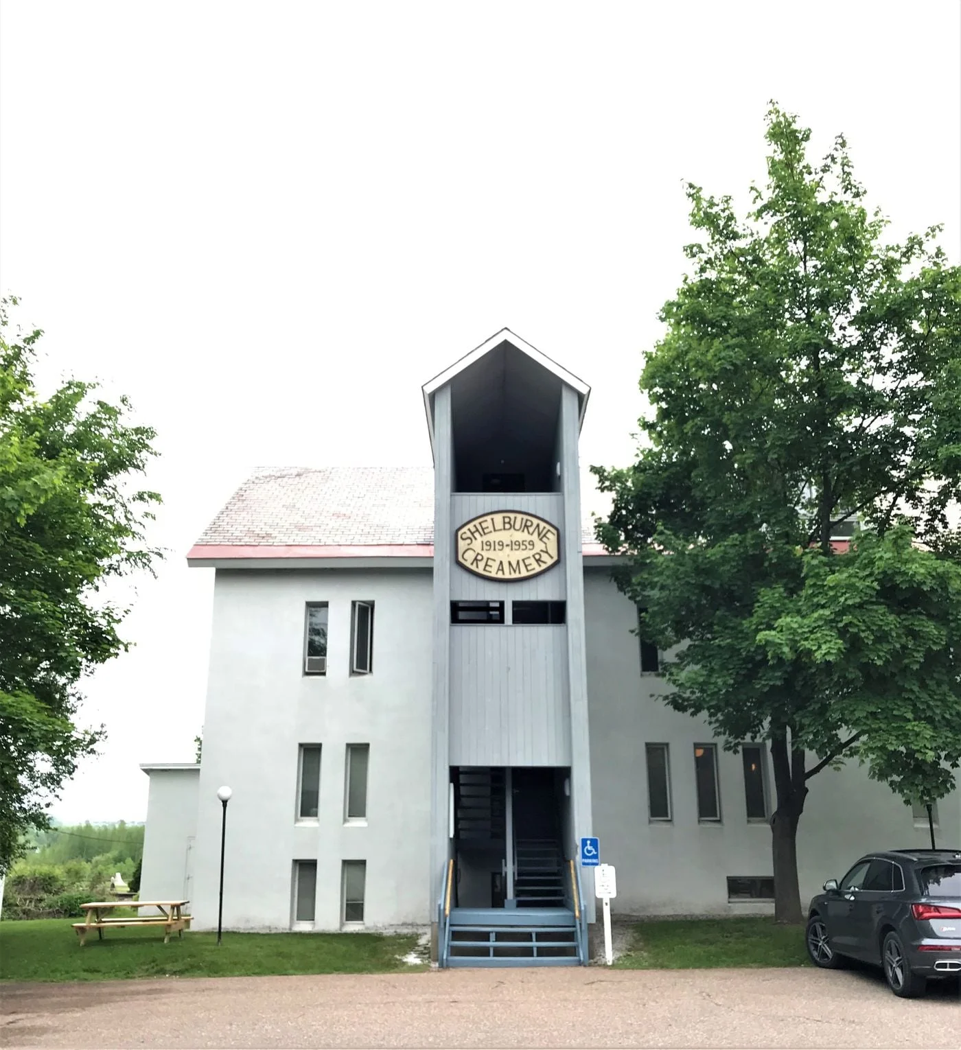 Photo 1 of 5138 Shelburne Rd, Shelburne, VT 05482