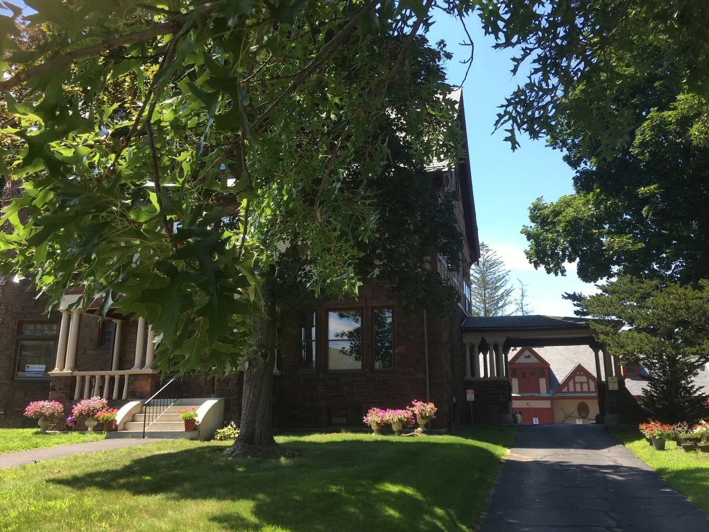 Photo-2 of 1800 Elm St, Manchester, NH 03104