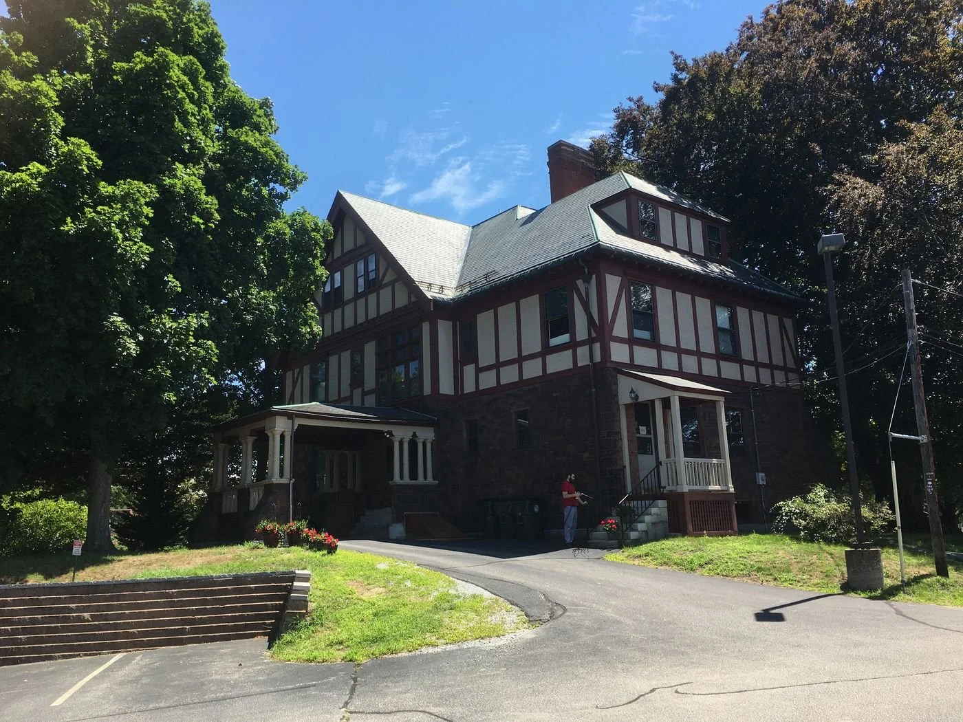 Photo-3 of 1800 Elm St, Manchester, NH 03104