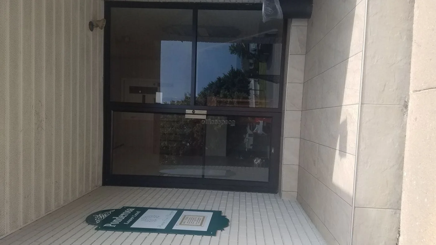 Photo 2 of 5008 Lenker St, Mechanicsburg, PA 17050