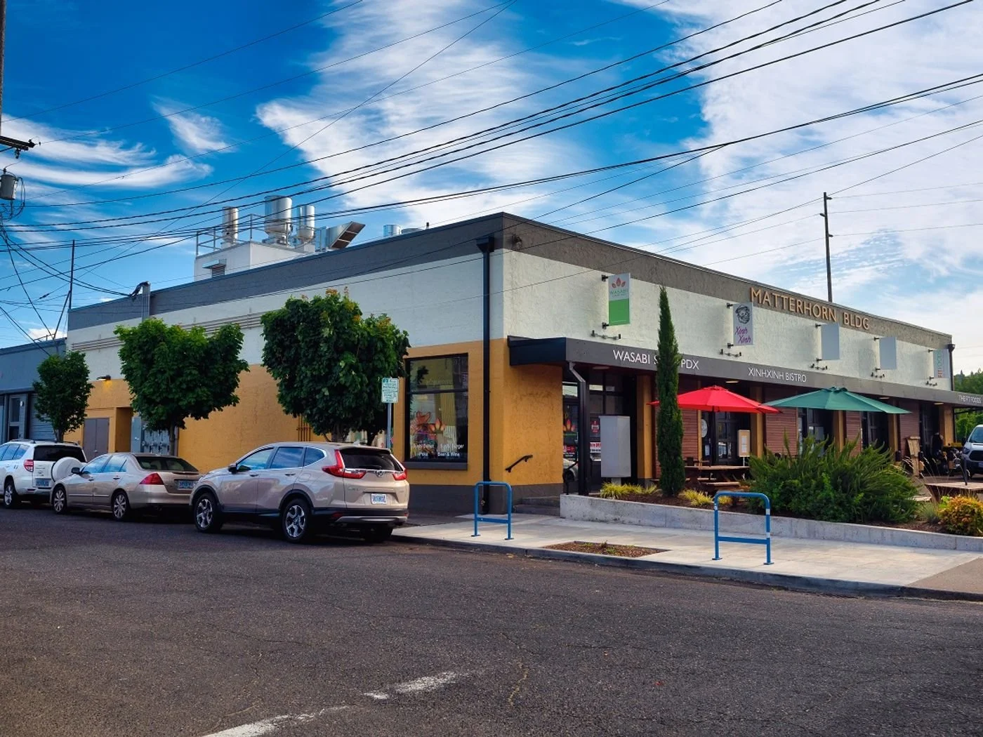 Photo-3 of 940 SE Madison St, Portland, OR 97214