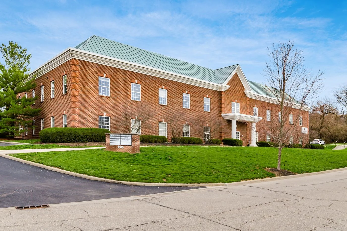 Photo-1 of 4100 Horizons Dr, Columbus, OH 43220