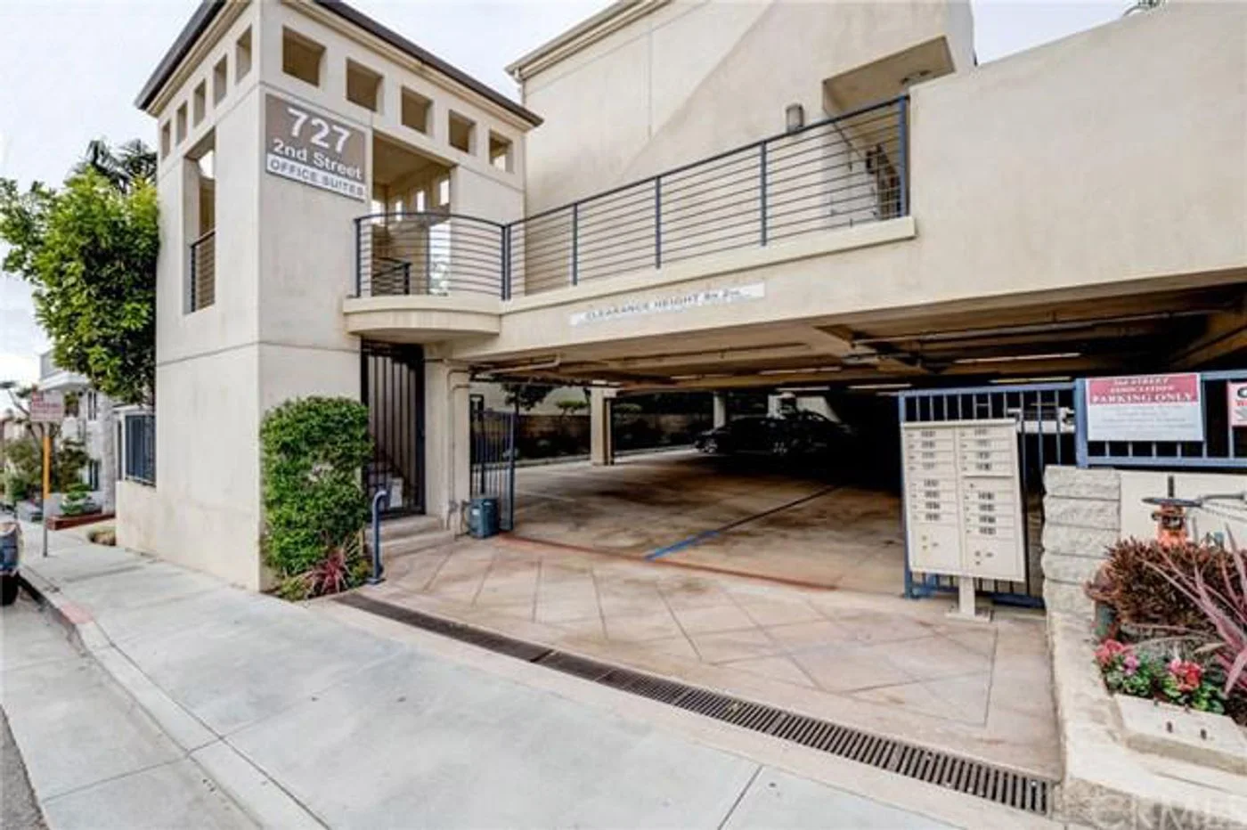 Photo-1 of 727 2nd St Unit 105, Hermosa Beach, CA 90254