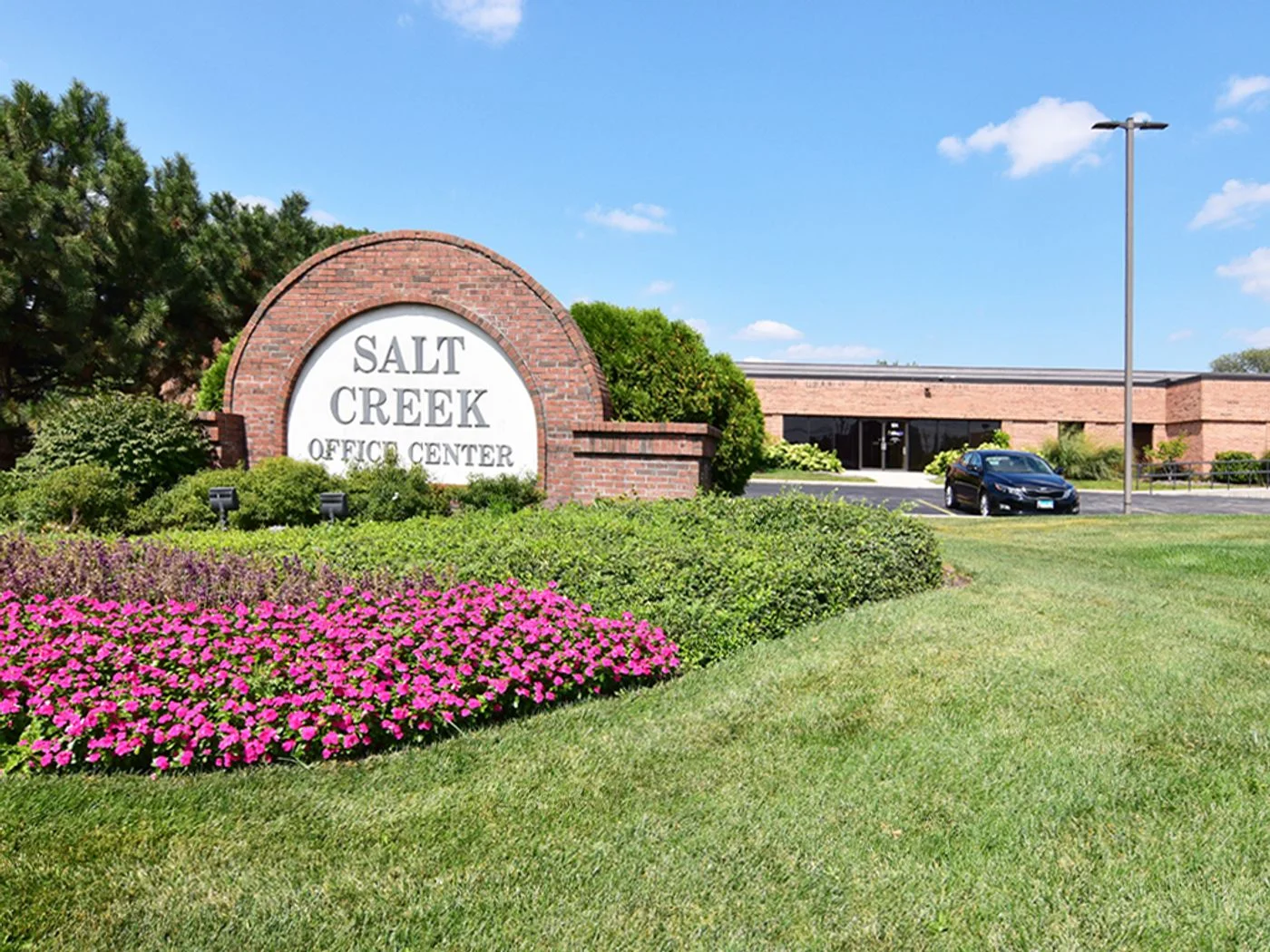 Photo 3 of 2000 - 2060 E. Algonquin Rd, Schaumburg, IL 60173