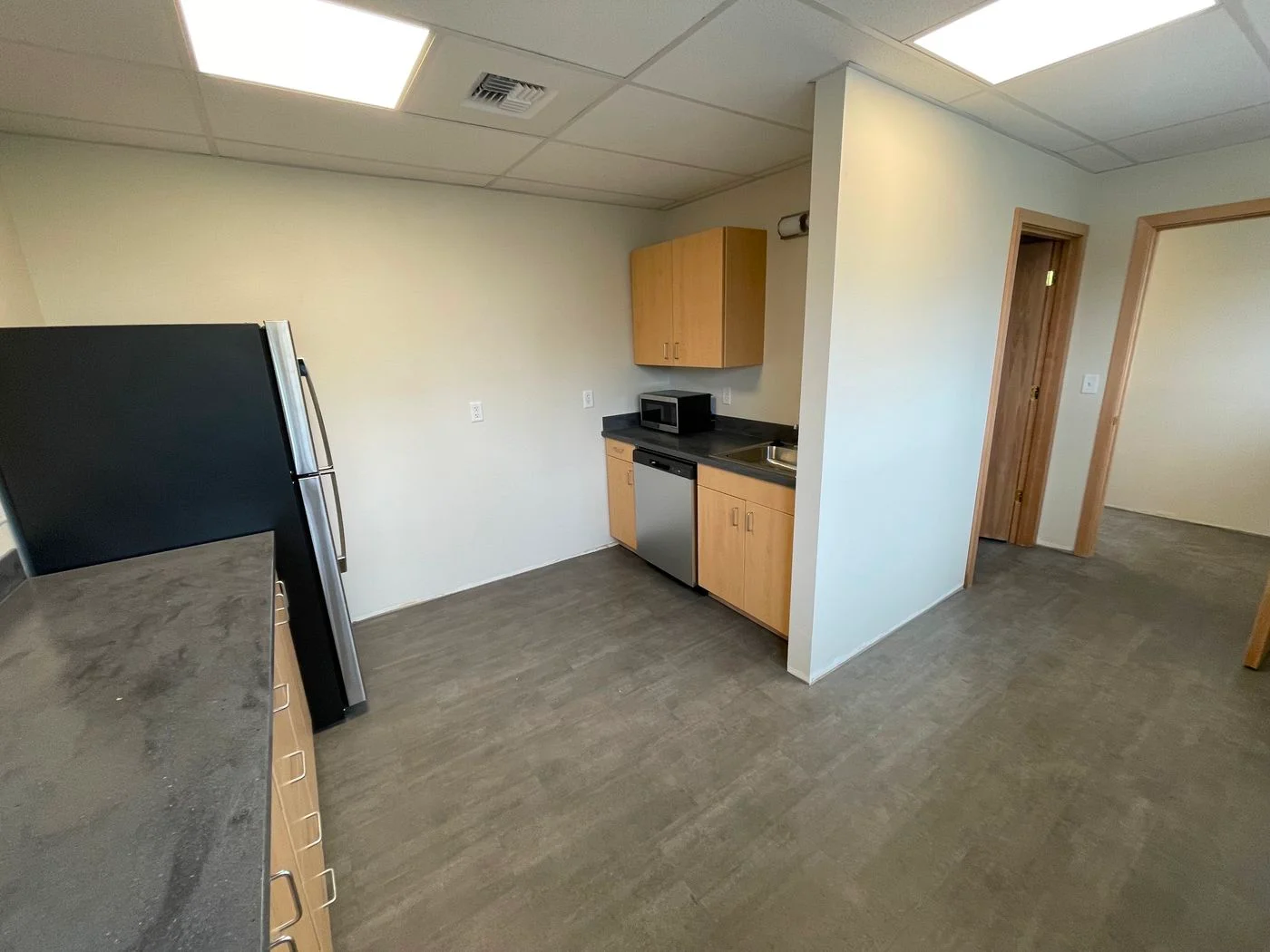 Photo-2 of 260 Ferry St SW, Albany, OR 97321