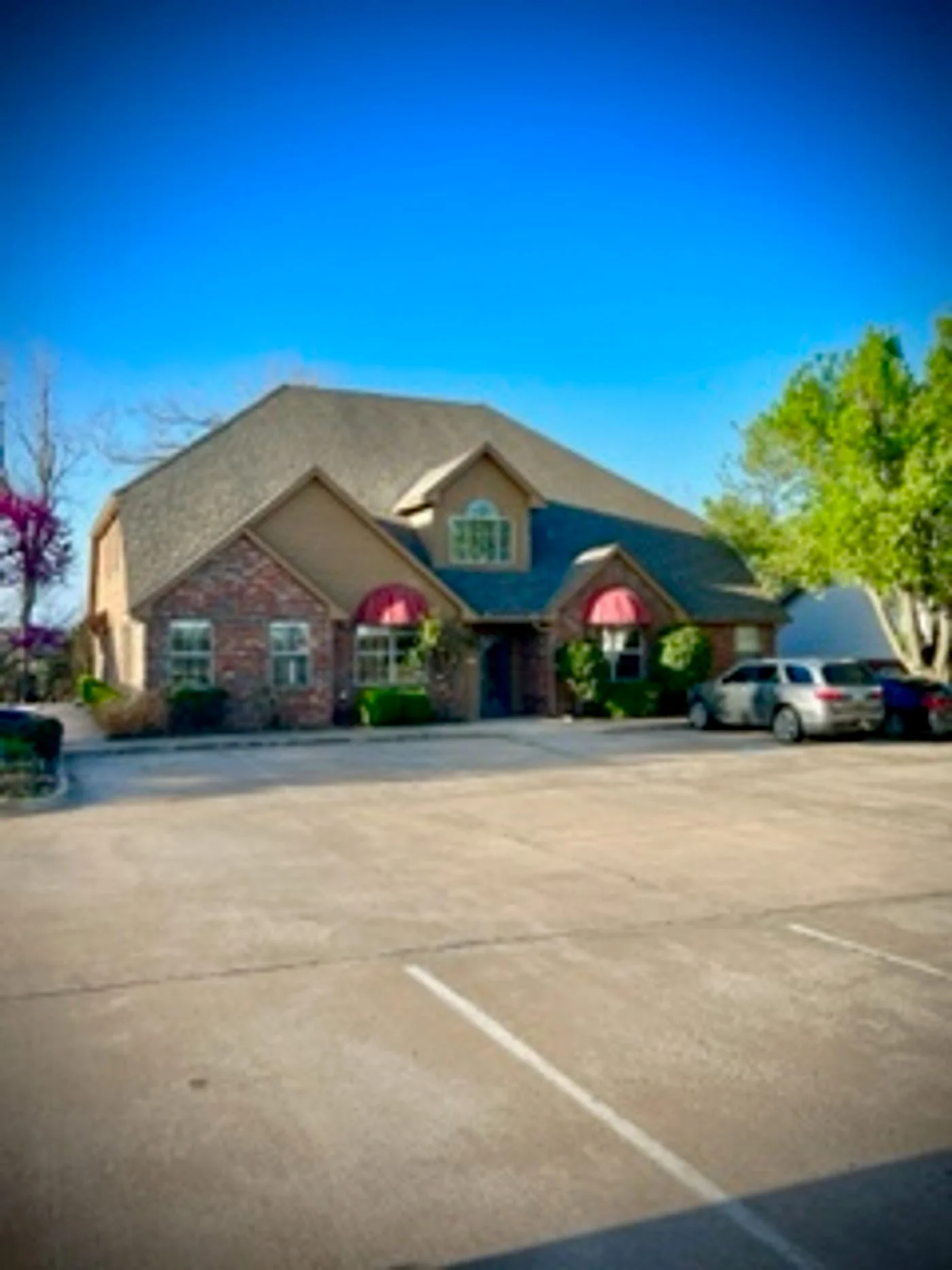 Photo 1 of 708 W 15th St, Edmond, OK 73013