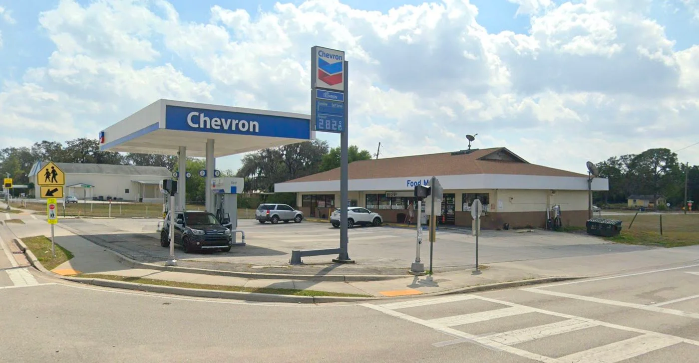 Photo-2 of 3303 Kenilworth Blvd, Sebring, FL 33870