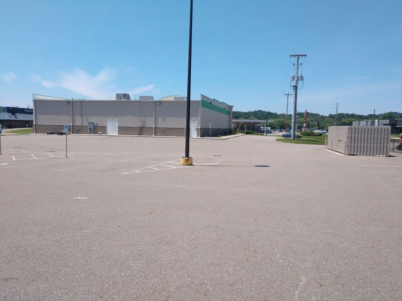 Photo 2 of 1639 S Washington St, Millersburg, OH 44654