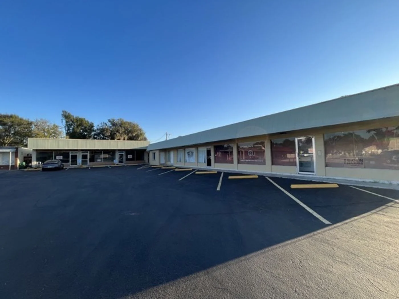 Photo-2 of 1122 Lake Dr, Cocoa, FL 32922