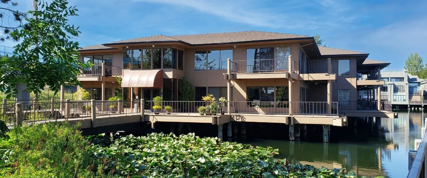 Photo 3 of 9 Lake Bellevue Dr, Bellevue, WA 98005