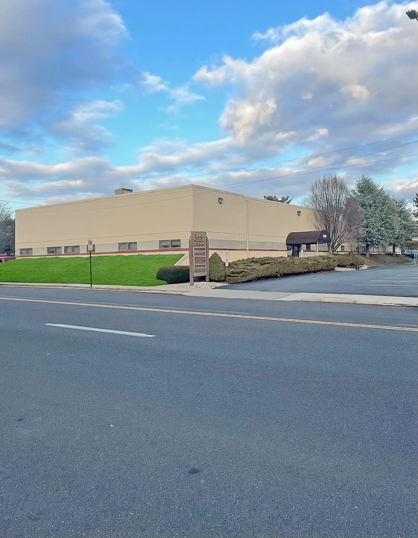 Photo 1 of 940 N New St, Bethlehem, PA 18018