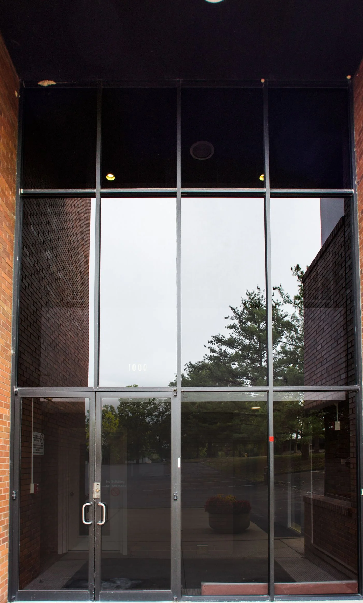 Photo 3 of 1000 Executive Parkway Dr, Creve Coeur, MO 63141