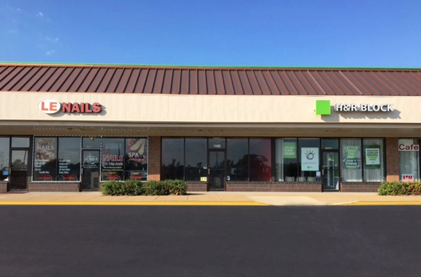 Photo 2 of 12490 Saint Charles Rock Rd, Bridgeton, MO 63044