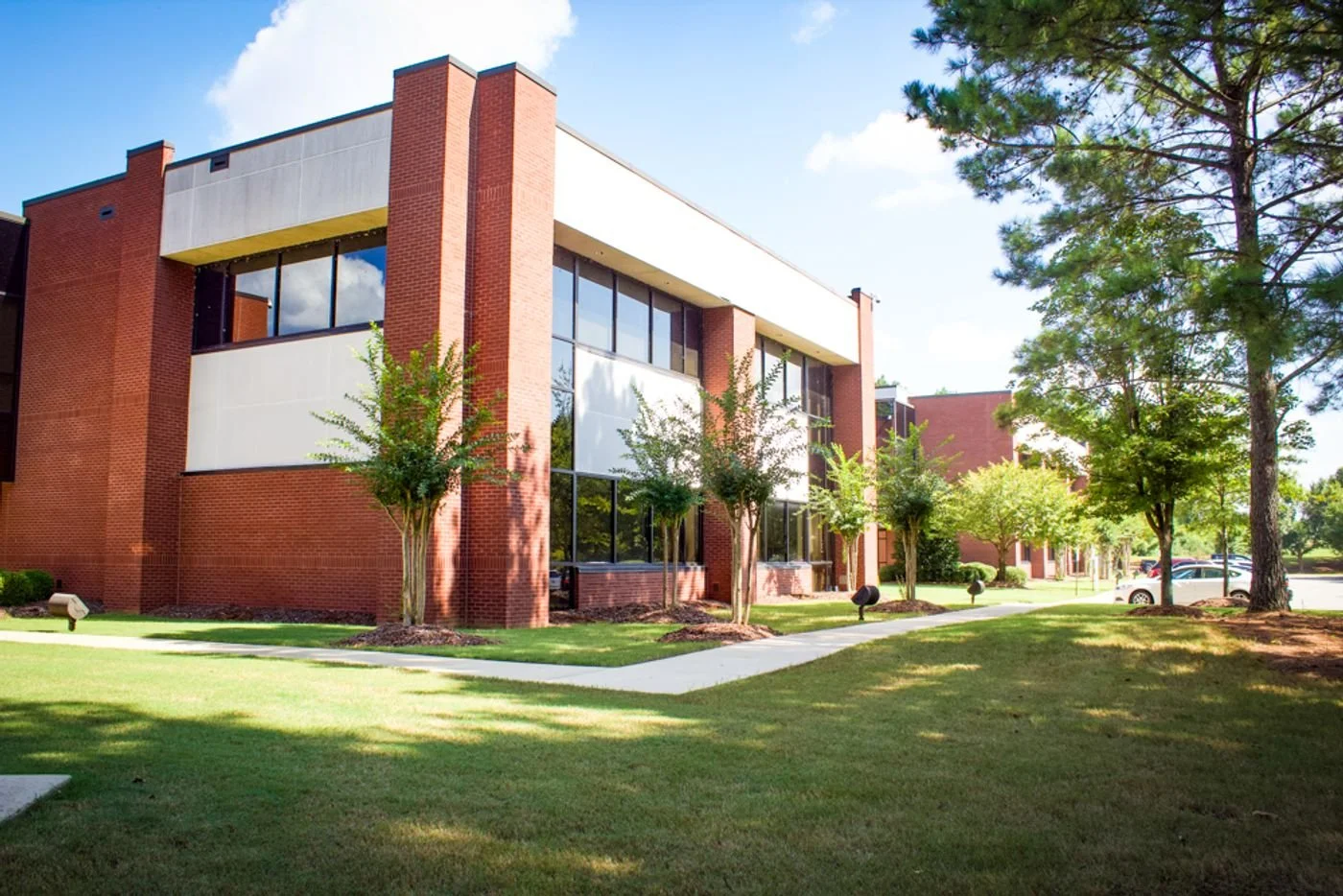 Photo-2 of 530 Discovery Dr NW, Huntsville, AL 35806
