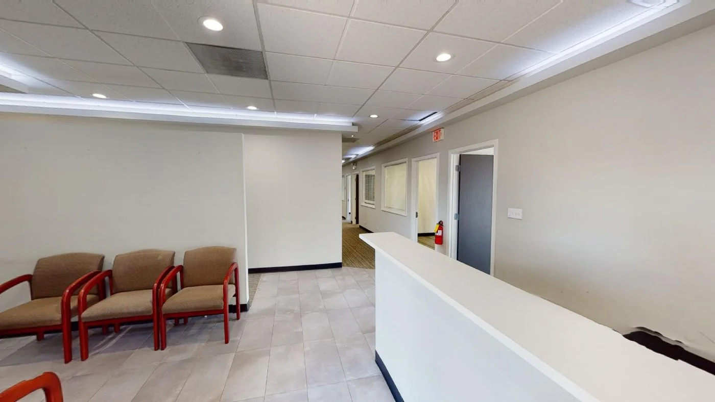 Photo 3 of 415 W Golf Rd, Arlington Heights, IL 60005