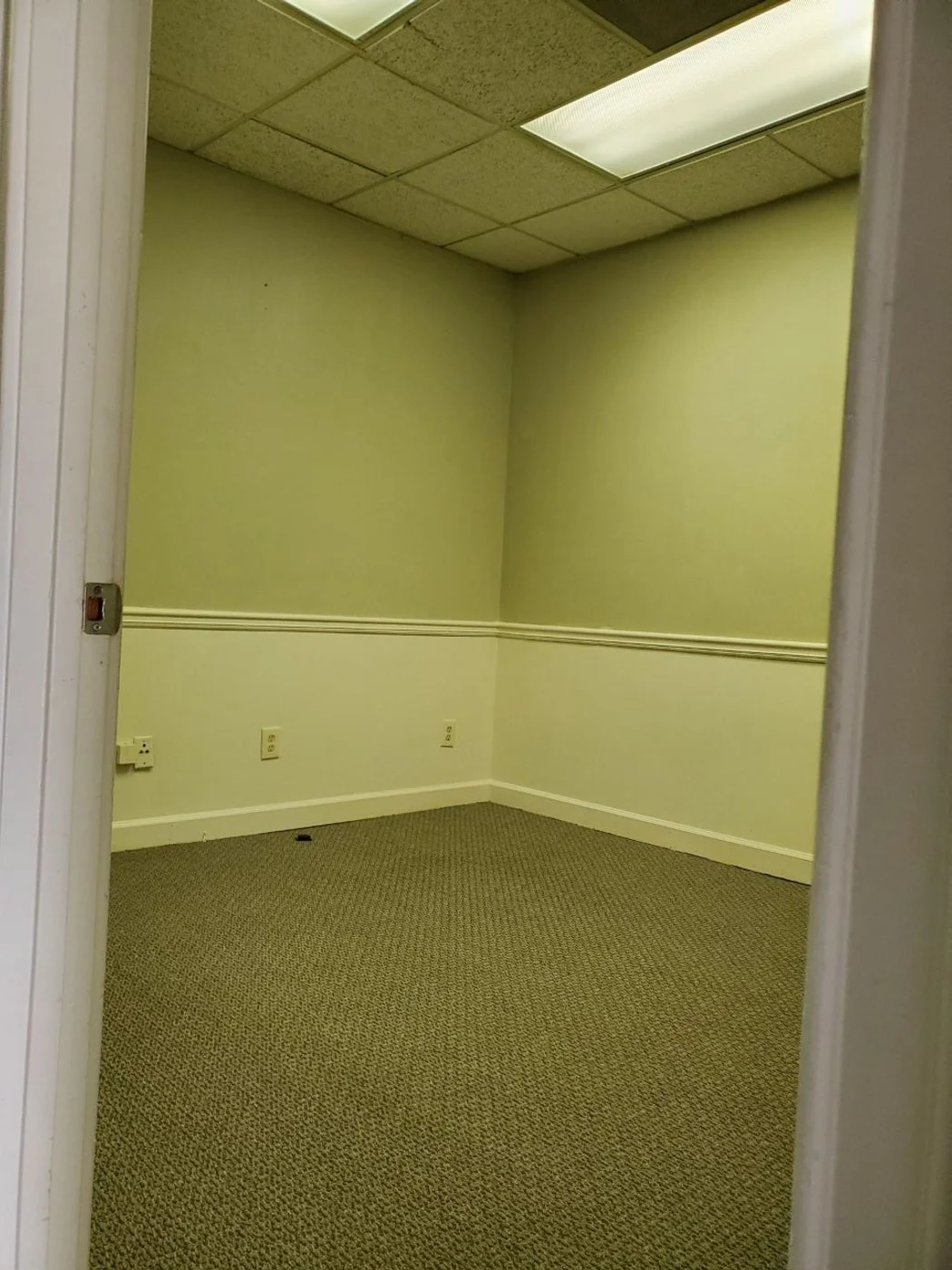 Photo-3 of 4229 1st Ave, Tucker, GA 30084