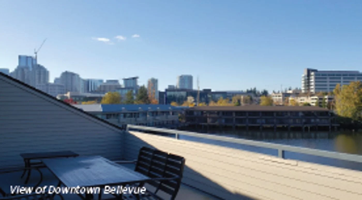 Photo 3 of 40 Lake Bellevue Dr, Bellevue, WA 98005