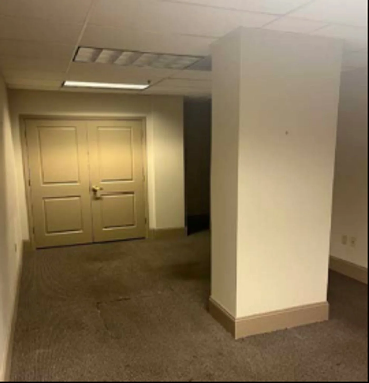 Photo 3 of 3701 Lindell Bivd, St Louis, MO 63108