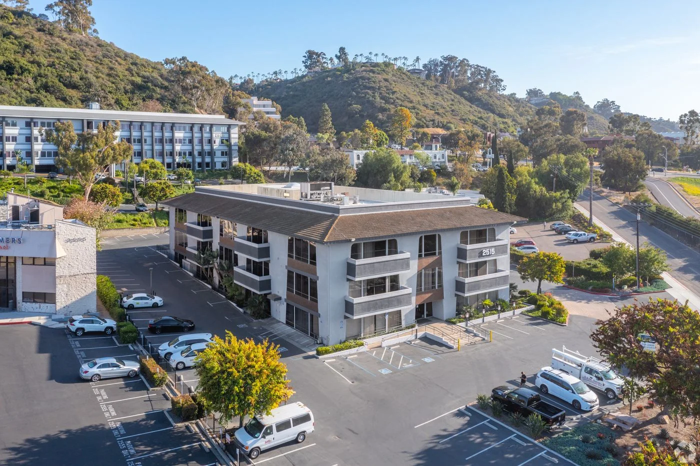 Photo 3 of 2515 Camino del Rio S, San Diego, CA 92108