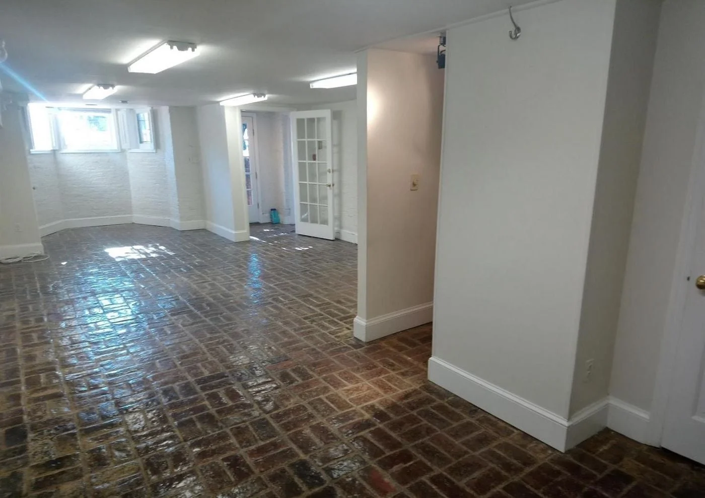 Photo 2 of 908 Pennsylvania Ave SE, Washington, DC 20003