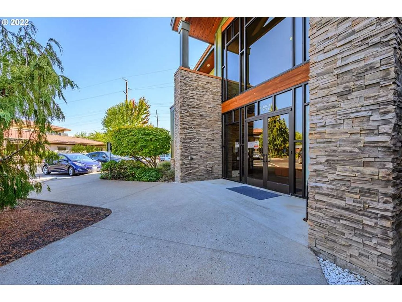 Photo 2 of 2191 NW 2nd street #208, McMinnville, OR 97128