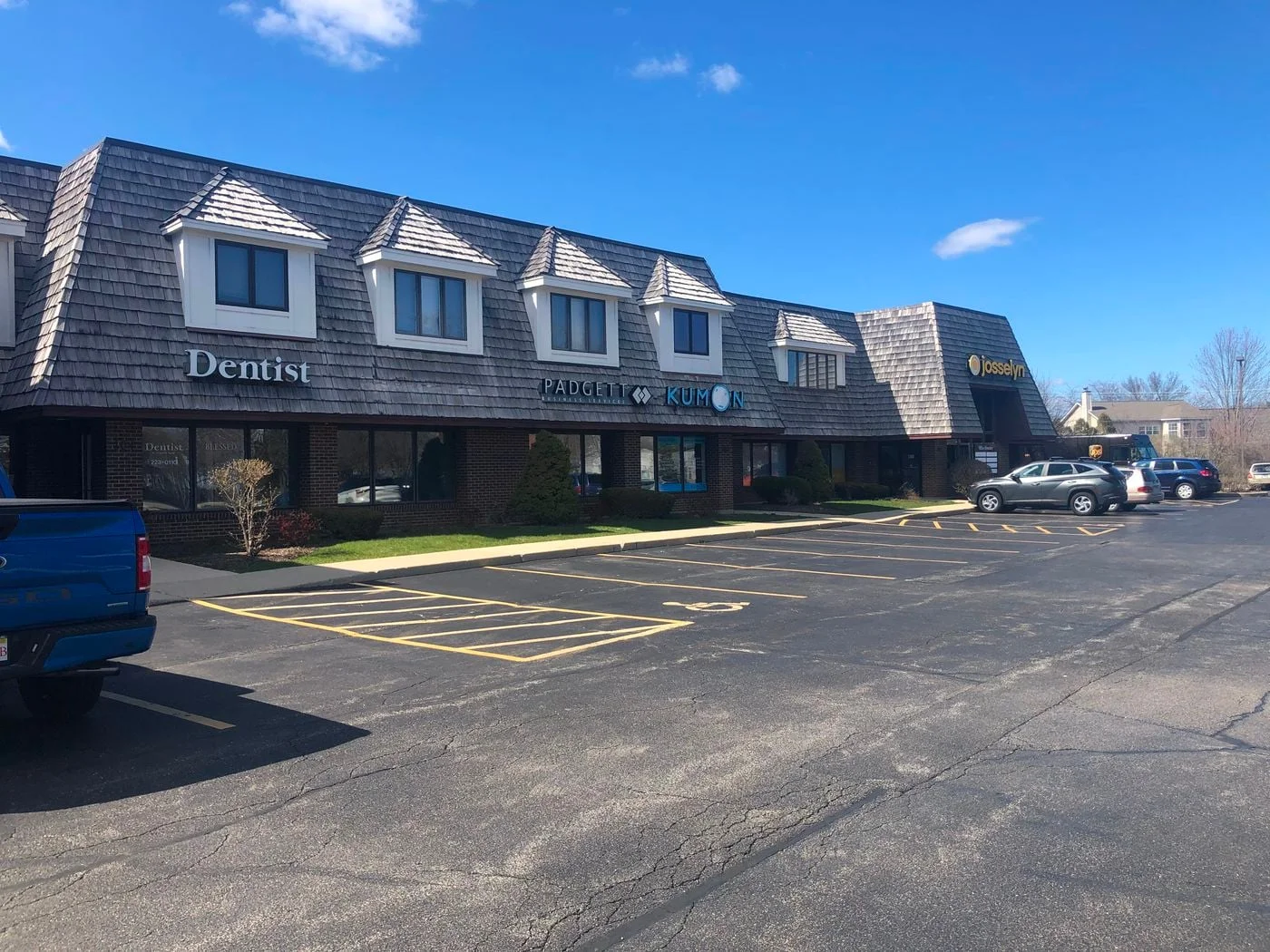 Photo 2 of 100 N Atkinson Rd, Grayslake, IL 60030