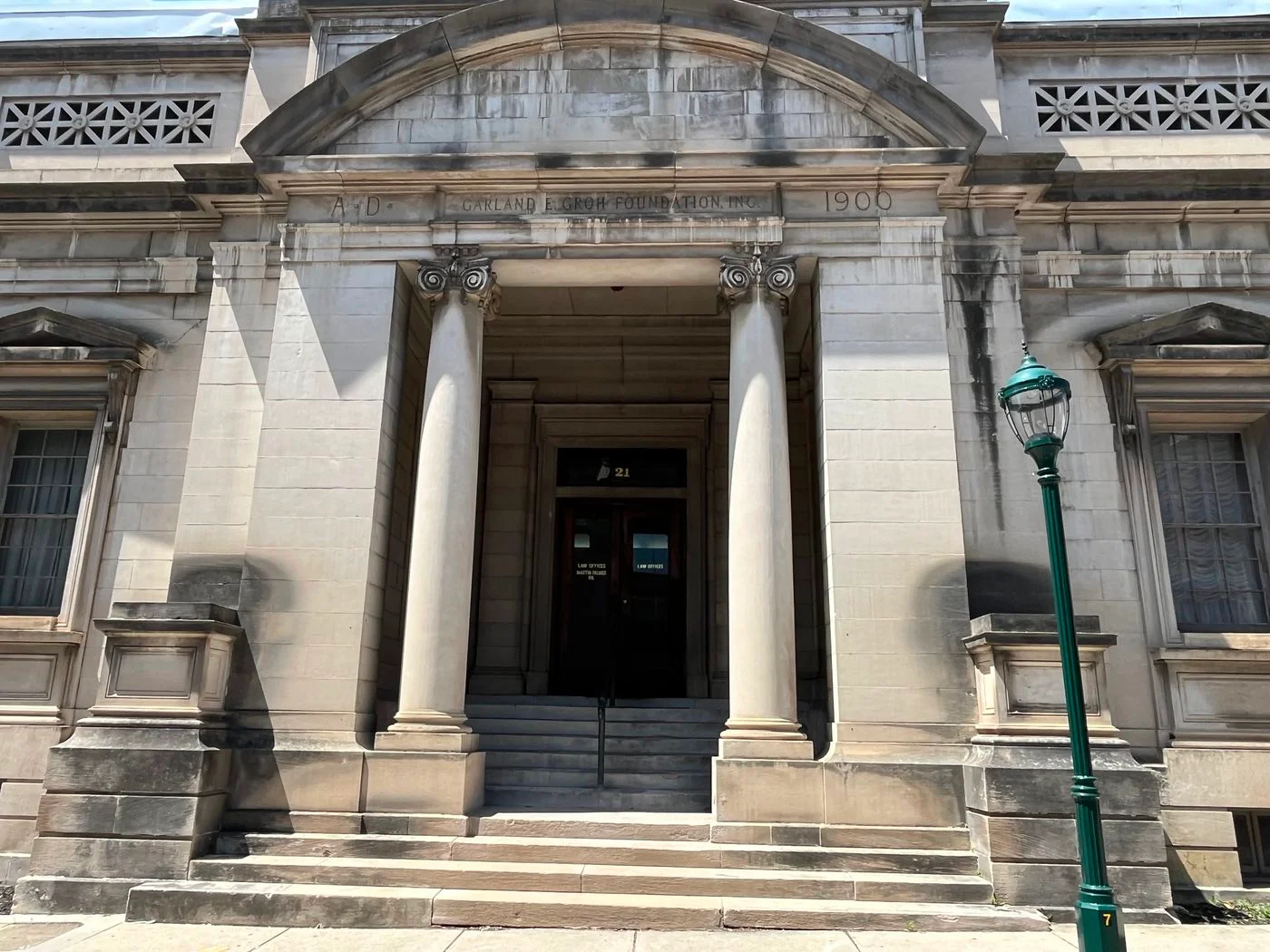 Photo 1 of 21 Summit Ave, Hagerstown, MD 21740