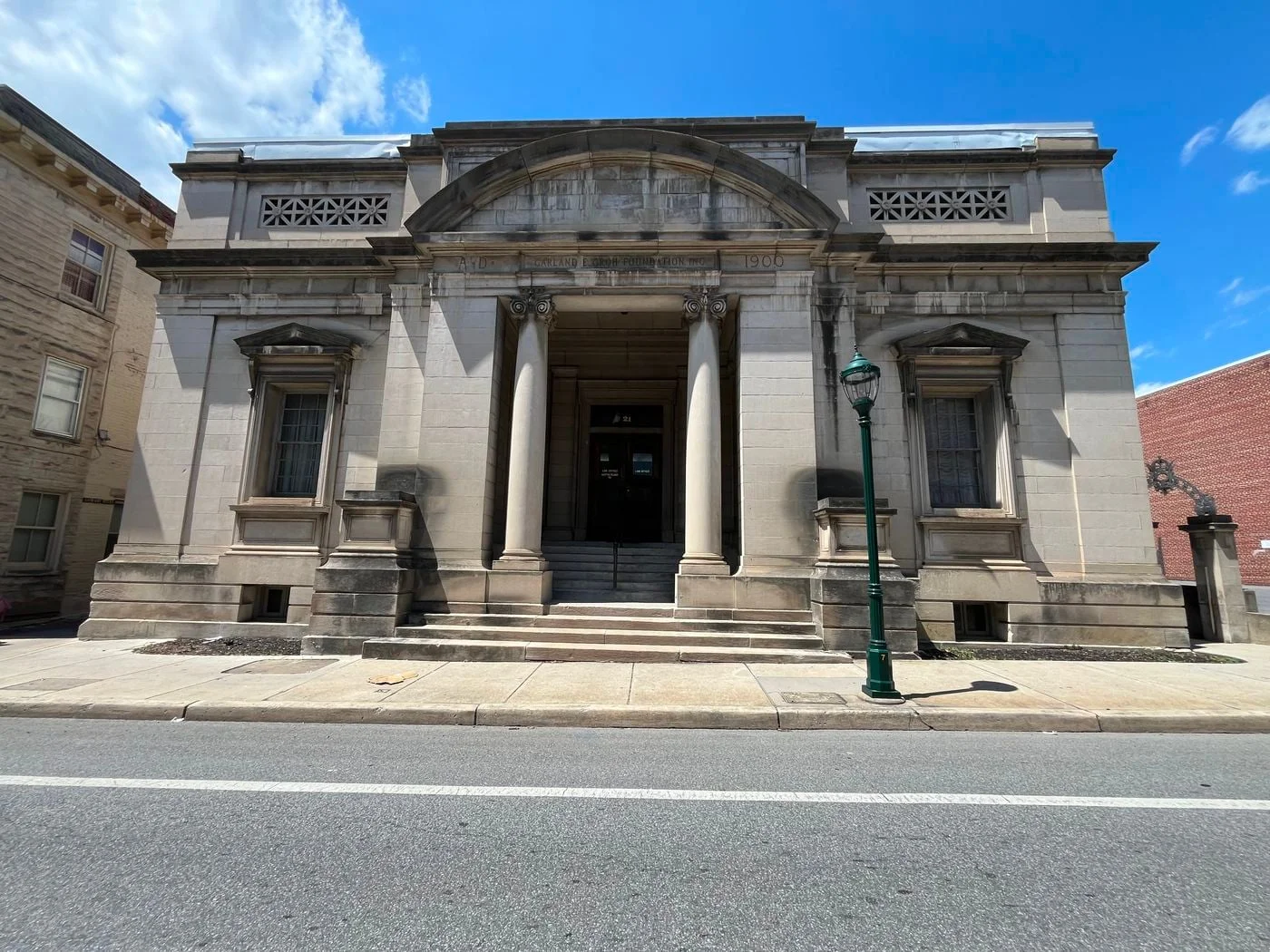 Photo 2 of 21 Summit Ave, Hagerstown, MD 21740