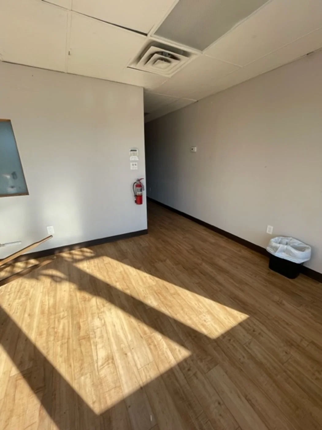 Photo 1 of 2706 Alt 19, Palm Harbor, FL 34683