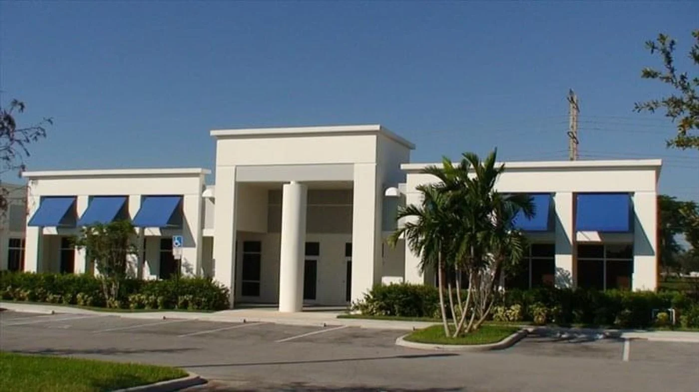 Photo-1 of 1401 Sawgrass Corporate Pkwy, Sunrise, FL 33323