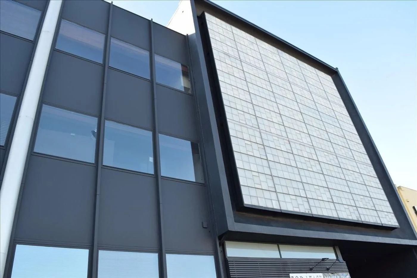 Photo 1 of 7966 Beverly Blvd, Los Angeles, CA 90048