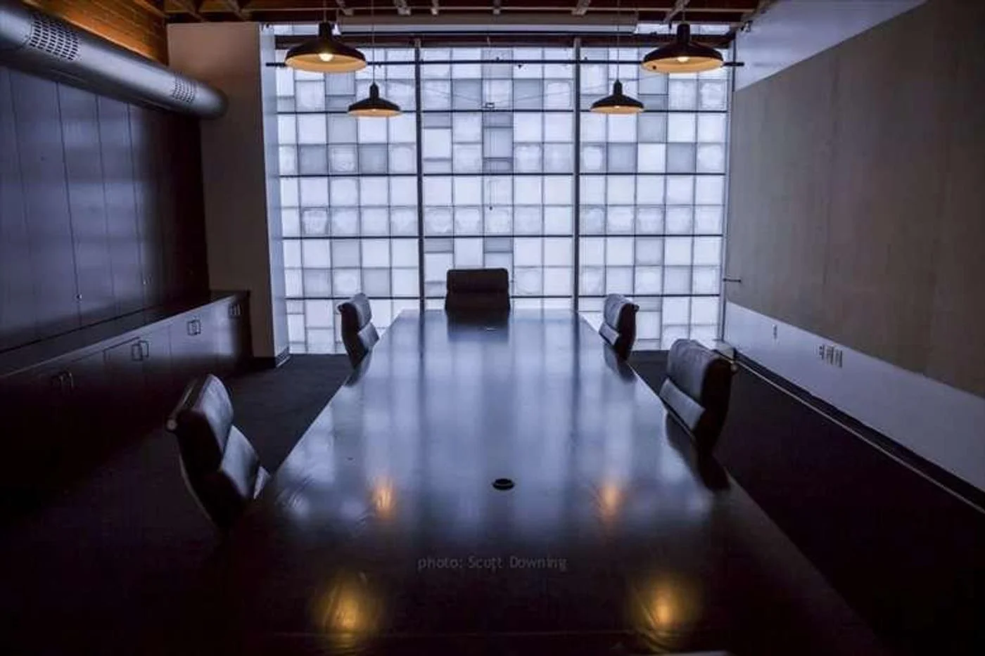 Photo 3 of 7966 Beverly Blvd, Los Angeles, CA 90048