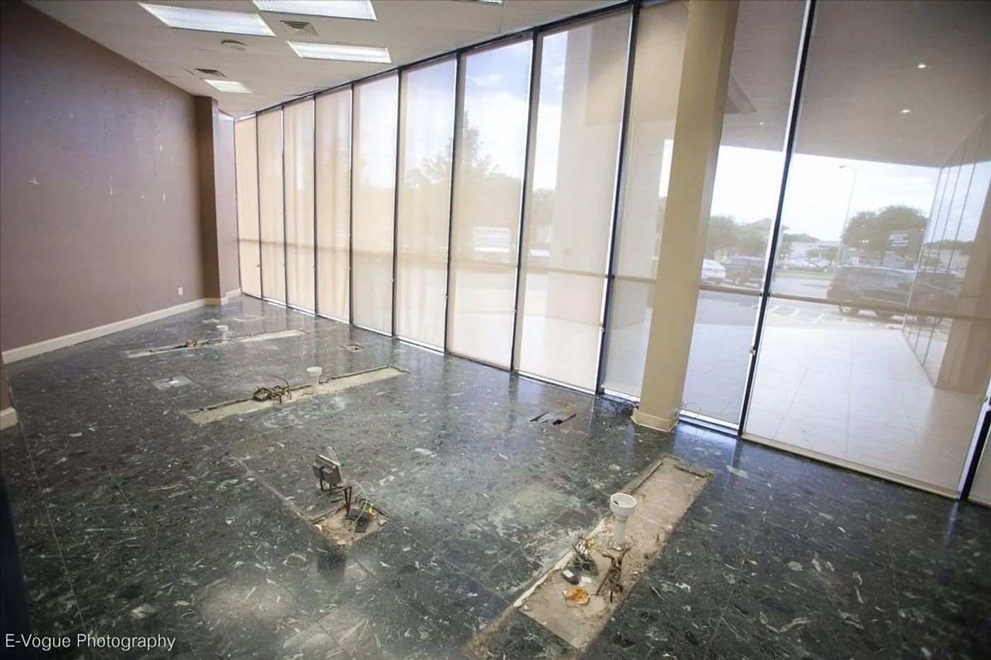 Photo 2 of 6430 Richmond Ave, Houston, TX 77057