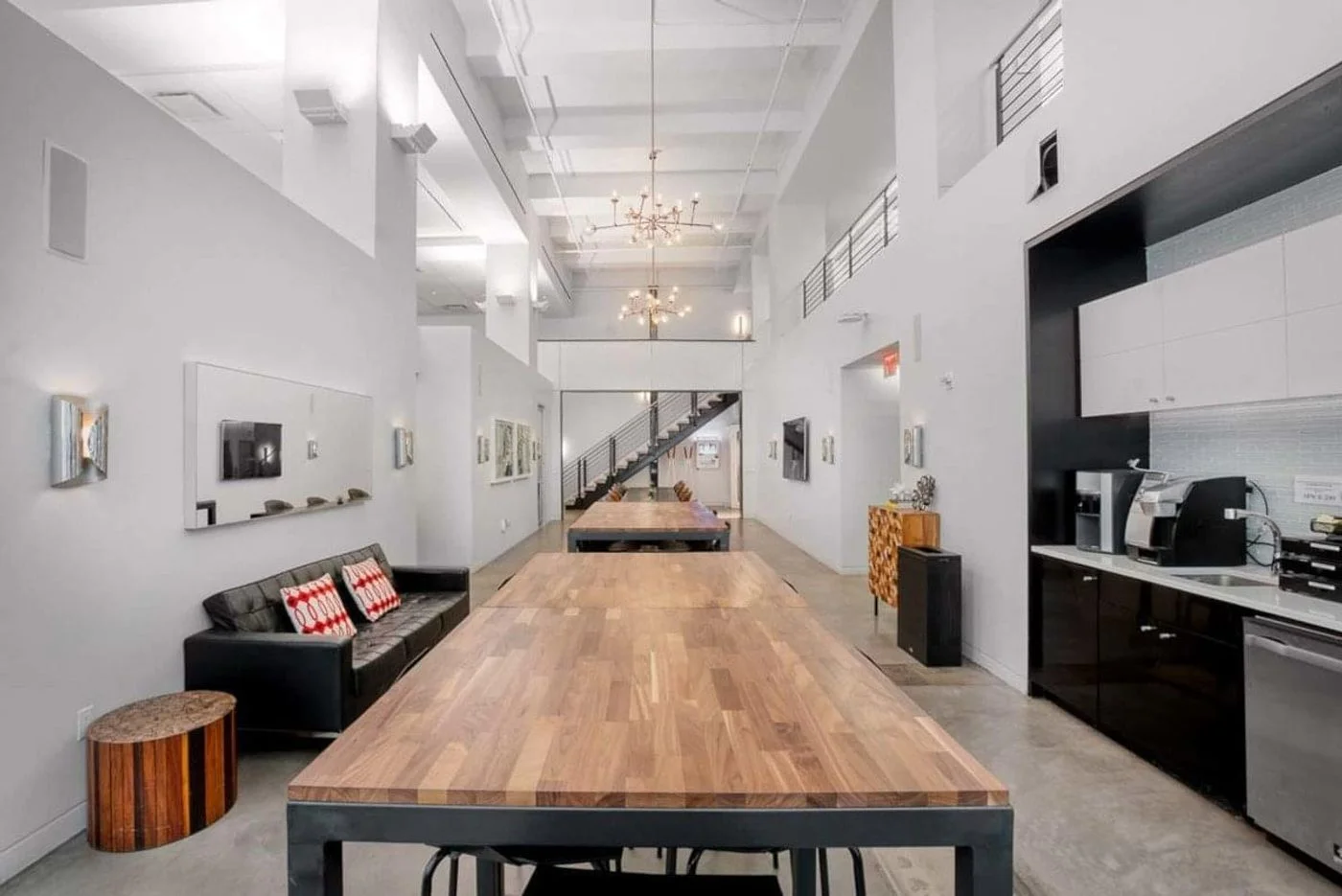 Photo 3 of 530 7th Ave Fl M1, New York, NY 10018