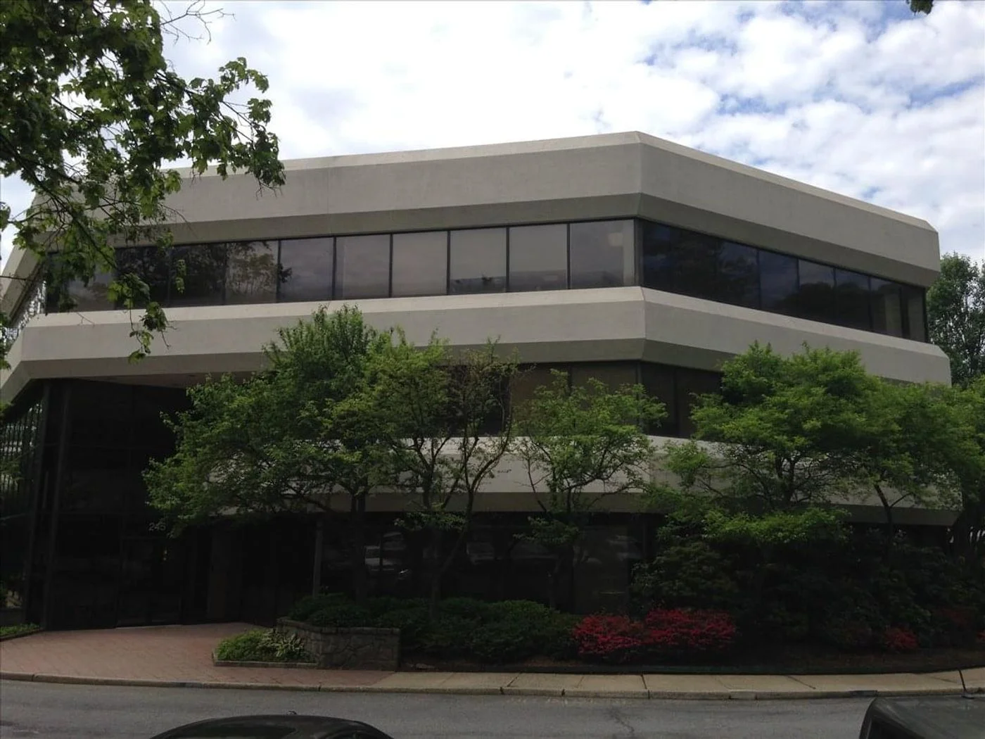 Photo 2 of 245 Saw Mill River Rd Ste 106, Hawthorne, NY 10532