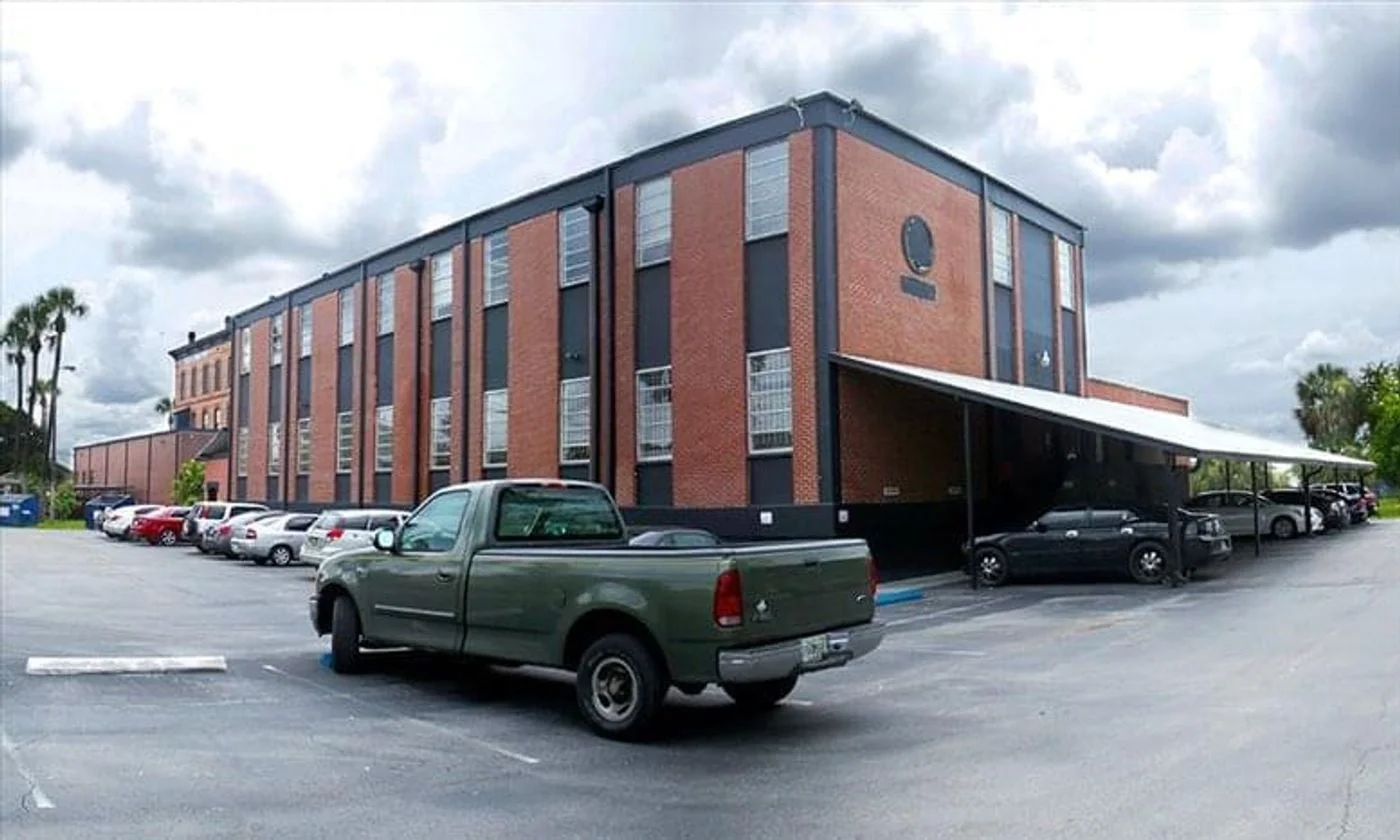 Photo 1 of 3104 N Armenia Ave Ste 2, Tampa, FL 33607