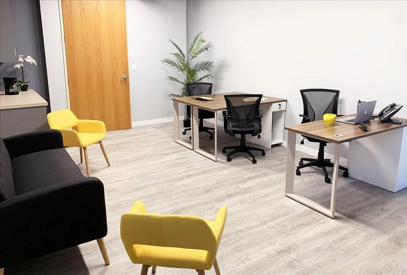 Photo 3 of 1300 Eastman Ave, Ventura, CA 93003