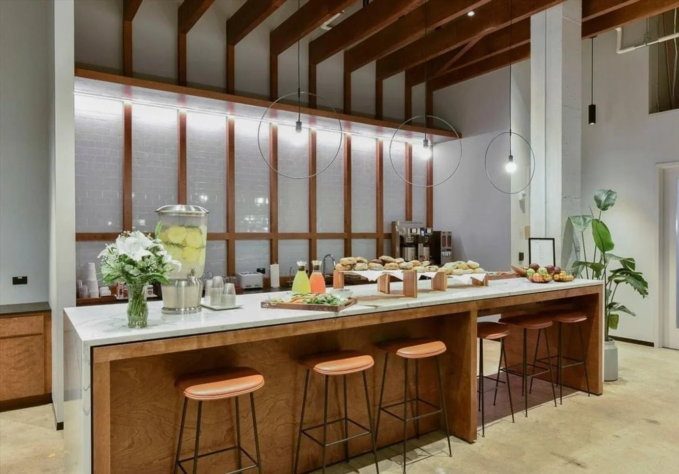 Photo 2 of 976 Brady Avenue 1st Floor, Atlanta, GA 30318