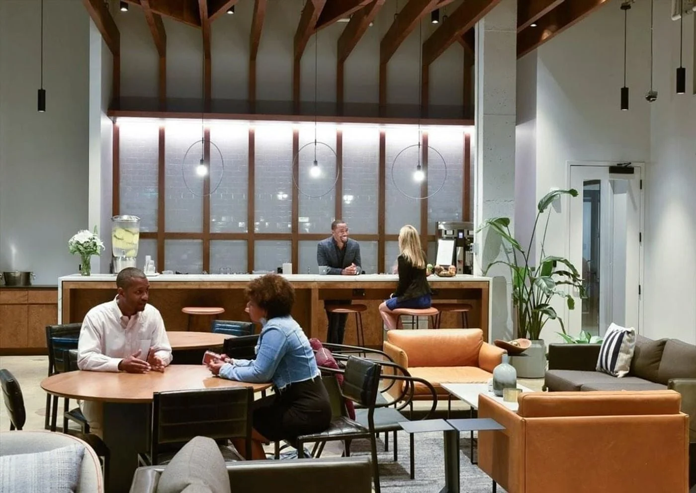 Photo 3 of 976 Brady Avenue 1st Floor, Atlanta, GA 30318