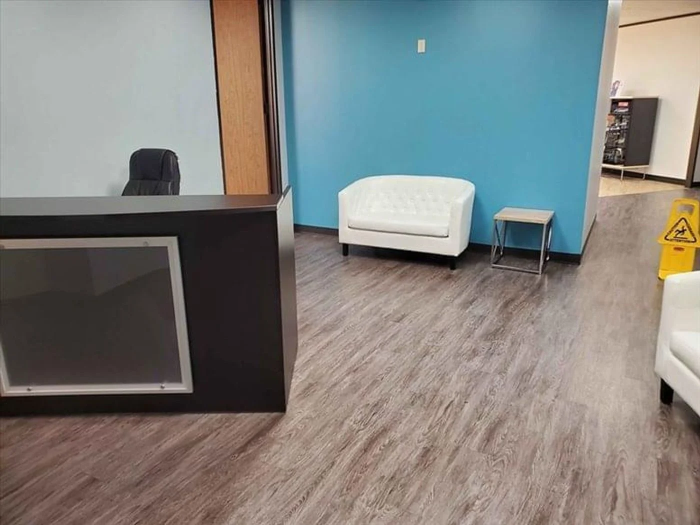 Photo 2 of 7207 Regency Square Blvd, Houston, TX 77036