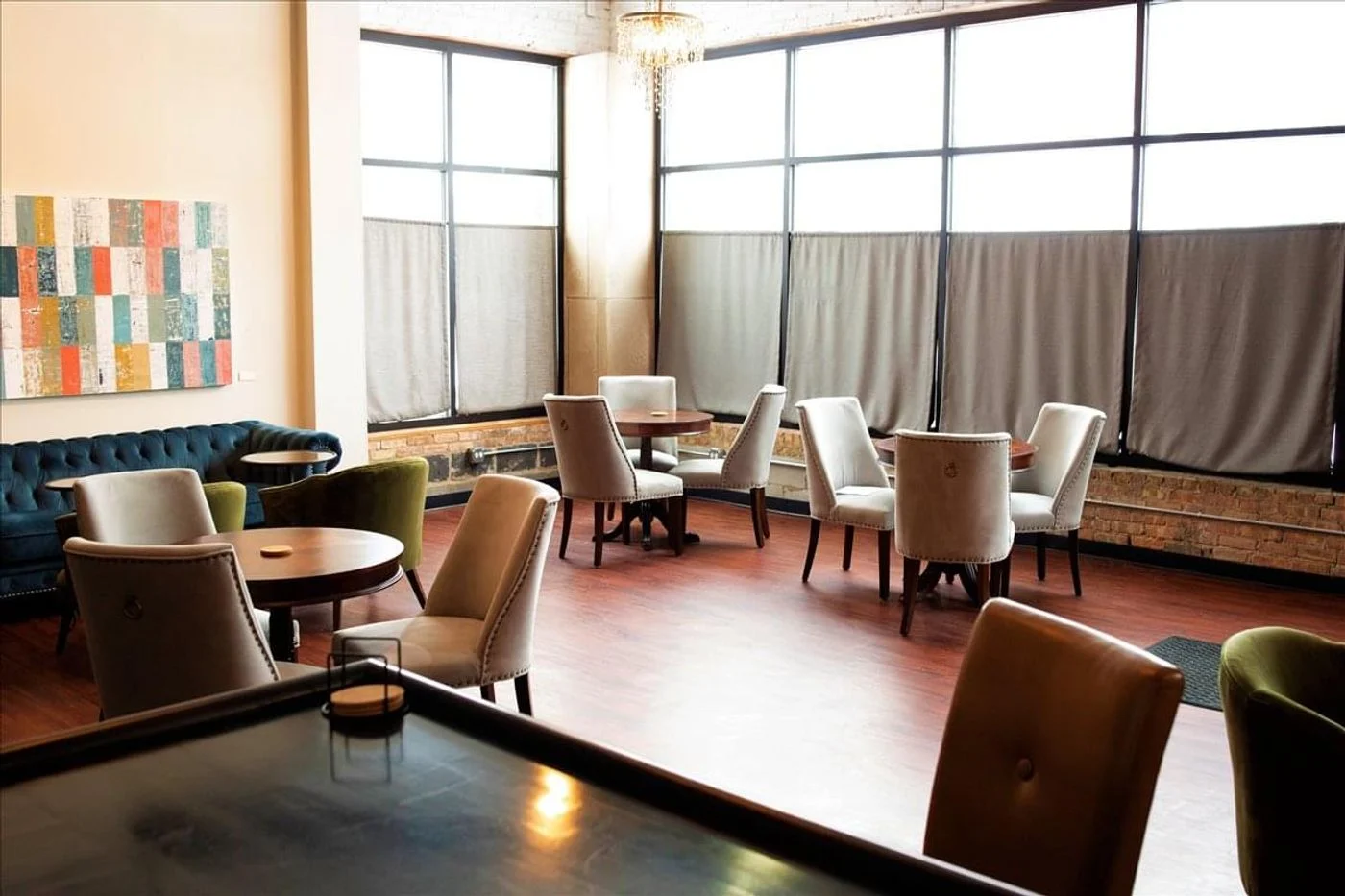 Photo 2 of 535 Pennsylvania Ave, Glen Ellyn, IL 60137